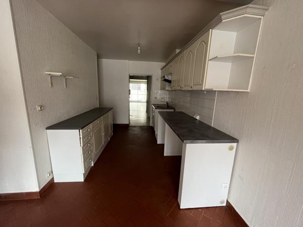 Immeuble à vendre |  Villeneuve-sur-Lot |  300 m²