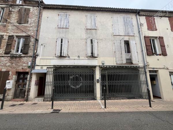 Immeuble à vendre |  Villeneuve-sur-Lot |  300 m²