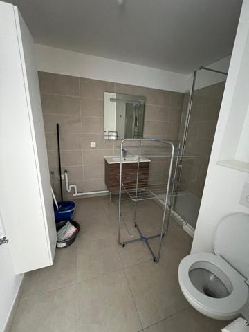 Grand Studio de 40,70 m2 - Meublé - avec balcon