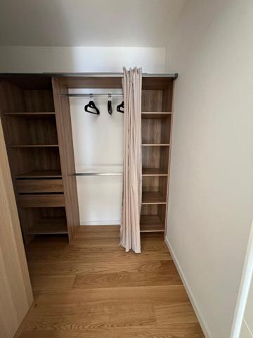 Grand Studio de 40,70 m2 - Meublé - avec balcon