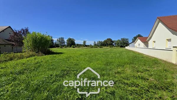 A vendre terrain de 7726 m² à SAINT GERMAIN DU BOIS (71)