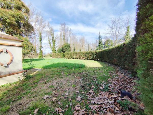 Immeuble de rapport 4 appartements et une maison