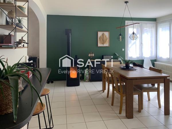 Maison 4 chambres de 122 m², dépendances et jardin