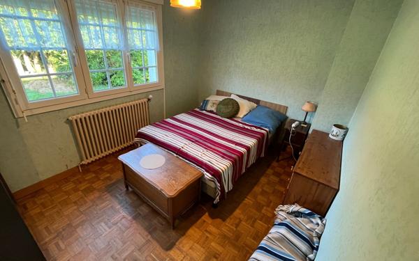 Maison à vendre    5 pièces • 102,67 m2 Carhaix-Plouguer