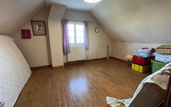 Maison à vendre    5 pièces • 102,67 m2 Carhaix-Plouguer