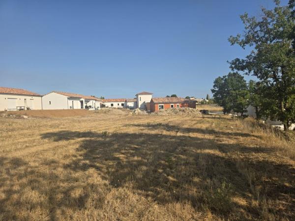 Vente / Terrain constructible à Puygouzon (81990)