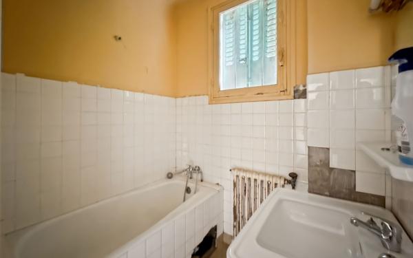 Maison à vendre    3 pièces •  Bondy