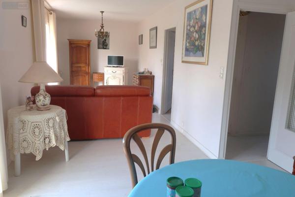 Pavillon à vendre à Naintré dans la Vienne (86530), ref : 86024-MAIS2400   
Centre bourg