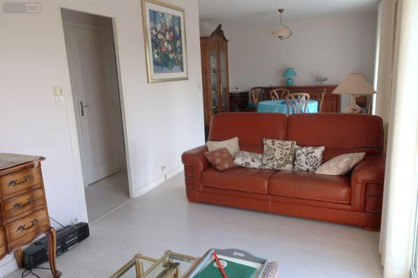 Pavillon à vendre à Naintré dans la Vienne (86530), ref : 86024-MAIS2400   
Centre bourg