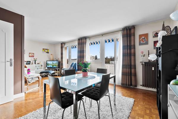 Appartement Saint Germain En Laye 4 pièces 75 m2 320 000 € **  - Référence  18496