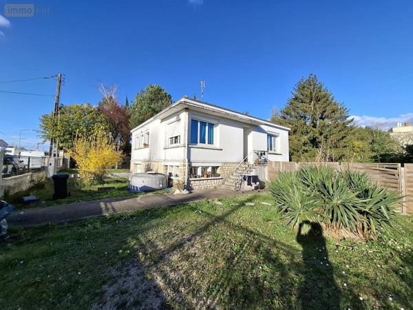 Maison à vendre à Saintes en Charente-Maritime (17100), ref : 17111-656
