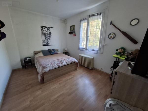 Maison à vendre à Saintes en Charente-Maritime (17100), ref : 17111-656