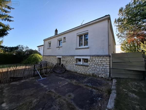 Maison à vendre à Saintes en Charente-Maritime (17100), ref : 17111-656