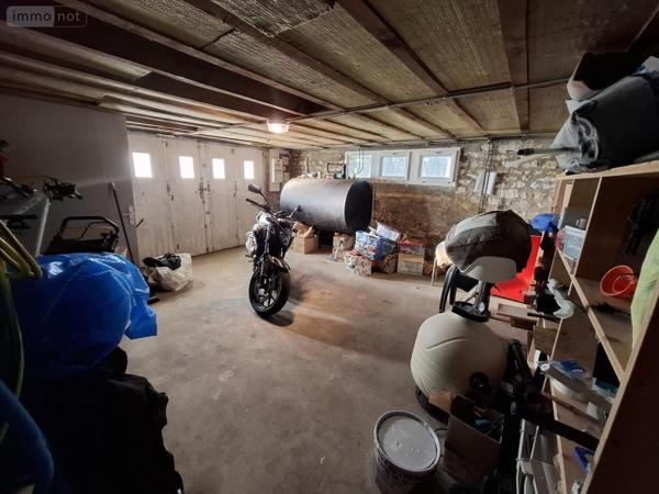 Maison à vendre à Saintes en Charente-Maritime (17100), ref : 17111-656