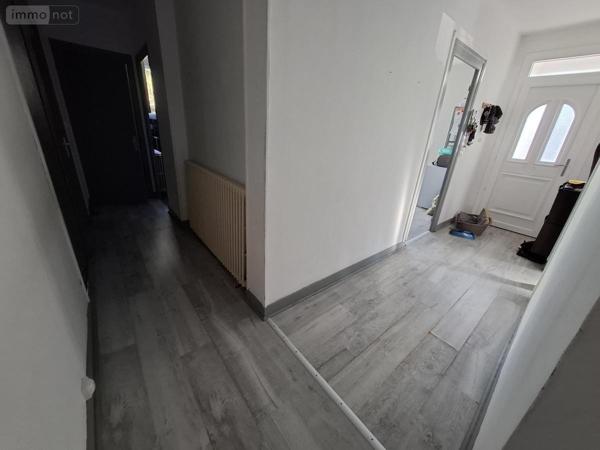 Maison à vendre à Saintes en Charente-Maritime (17100), ref : 17111-656