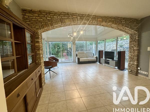 Maison à vendre 8 pièces 221 m² Nîmes