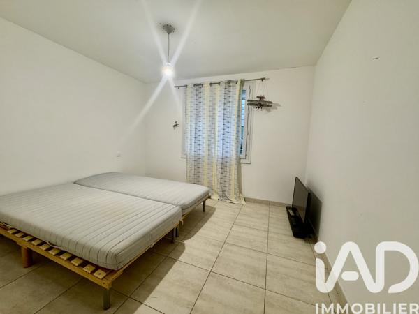 Maison à vendre 8 pièces 221 m² Nîmes