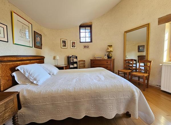 NORD AGEN : Domaine d'Exception - Anciens chais réhabilités de 335 m² - Parc 1,3 ha - Vue