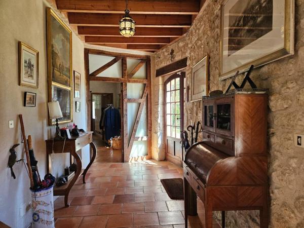 NORD AGEN : Domaine d'Exception - Anciens chais réhabilités de 335 m² - Parc 1,3 ha - Vue