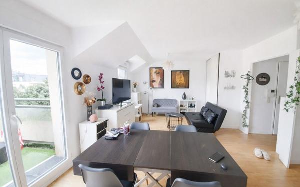 Appartement à vendre    4 pièces • 82,31 m2 Rungis