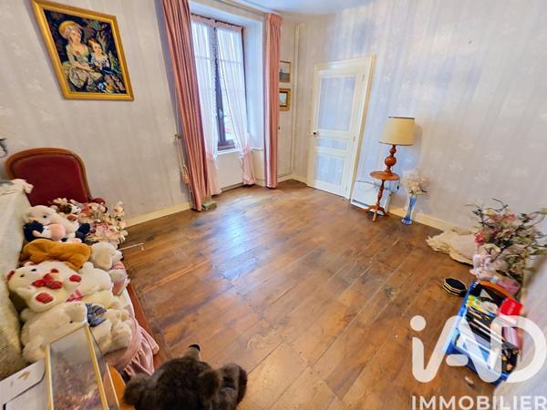 Maison à vendre 7 pièces 140 m² Montbron