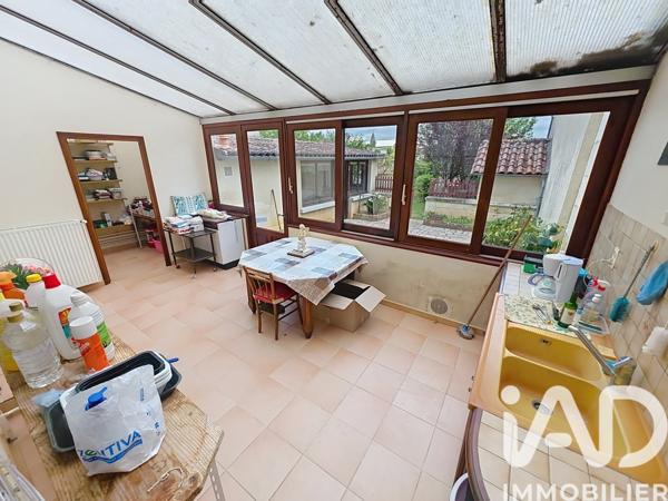 Maison à vendre 7 pièces 140 m² Montbron