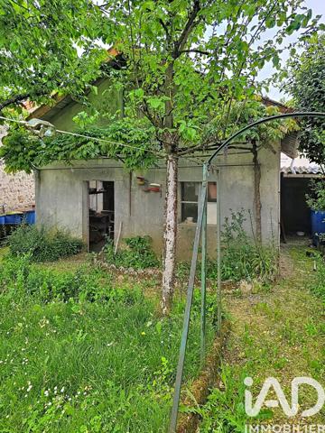 Maison à vendre 7 pièces 140 m² Montbron
