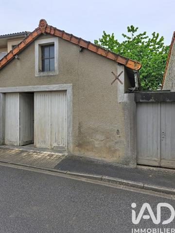 Maison à vendre 7 pièces 140 m² Montbron