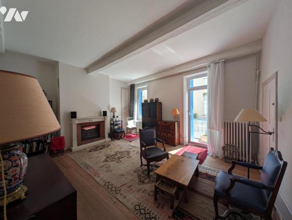VALENCE CENTRE HISTORIQUE - Appartement T, 113 m²