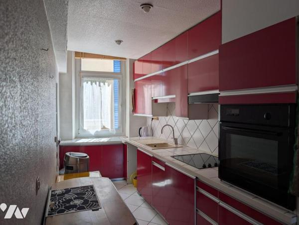 VALENCE CENTRE HISTORIQUE - Appartement T, 113 m²