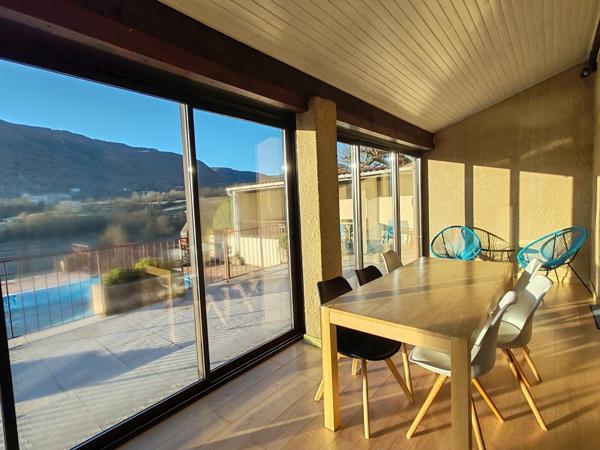 villa avec piscine de 138m2 habitables environ sur 1512m2 de terrain