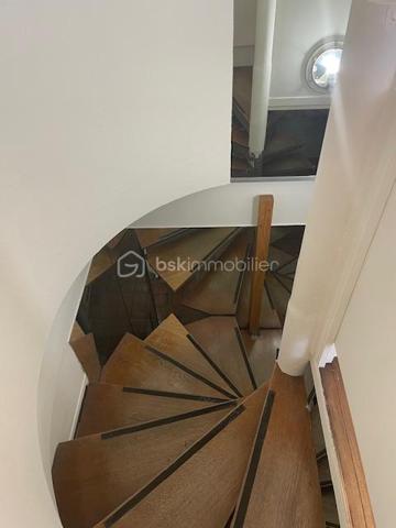 Local d activites de 35 m²