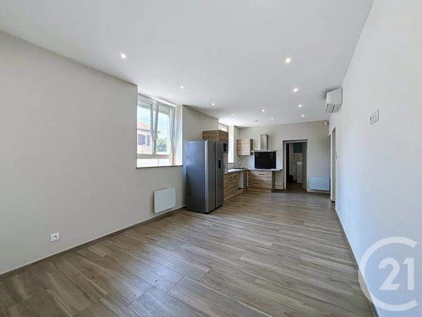 Maison à vendre  6 pièces - 360 m 2   FEYZIN  - 69