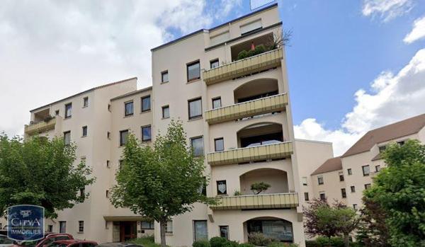 Appartement à louer 4 pièces 81.21m²