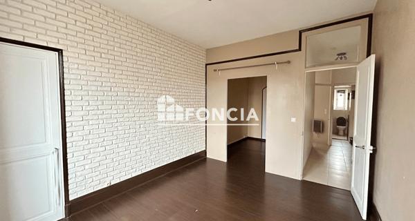 Location Studio 38.5 m² - Grenoble 38000