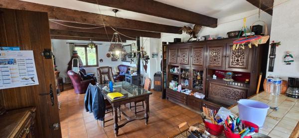 Charmante maison avec piscine et vue imprenable sur le Rocher de Roquebrune ? Le Muy  pièce(s) 70.67 m2 Piscine