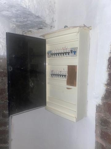 Opportunité rare : 25 caves 137,53m² dans un immeuble ancien du centre de Paris - PARIS