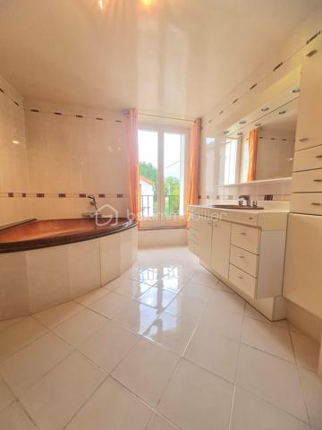 Appartement de 179 m²