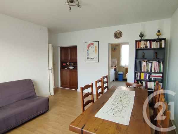 Appartement T3 à vendre  4 pièces - 56 m2 COSNE COURS SUR LOIRE - 58