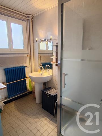 Appartement T3 à vendre  4 pièces - 56 m2 COSNE COURS SUR LOIRE - 58