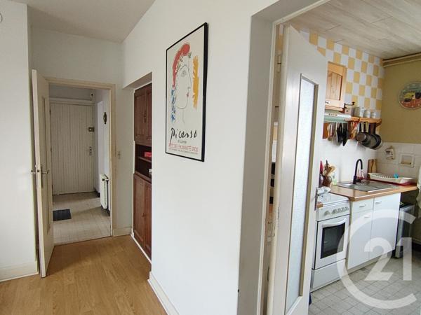 Appartement T3 à vendre  4 pièces - 56 m2 COSNE COURS SUR LOIRE - 58