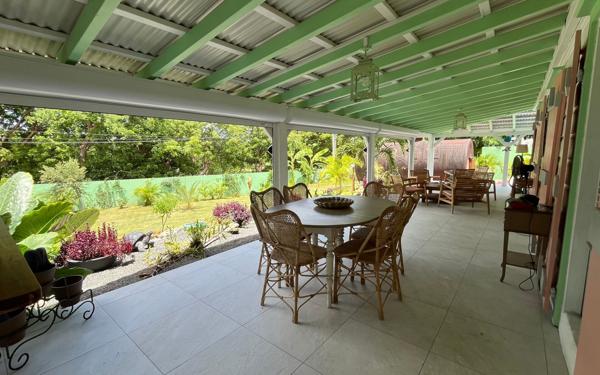 Maison à vendre    3 pièces • 96 m2 Saint-François