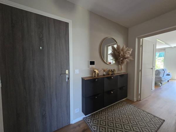 COGNIN – T3 D'EXCEPTION EN REZ-DE-JARDIN AVEC 142 M² DE JARDIN PRIVATIF
