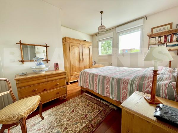 Lagny – Maison / Appartement  - 3 Chambres possible 4 – Sous-sol - Jardin – Rooftop – 2 garages + pa