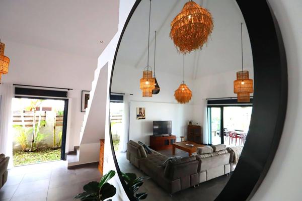 Villa d'exception à Saint Gilles les Hauts