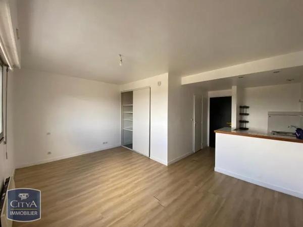 Appartement à louer 1 pièce 26.28m² Poitiers (86000)