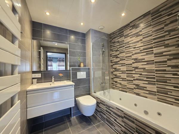 Appartement 3 pièces 108.34 m2
