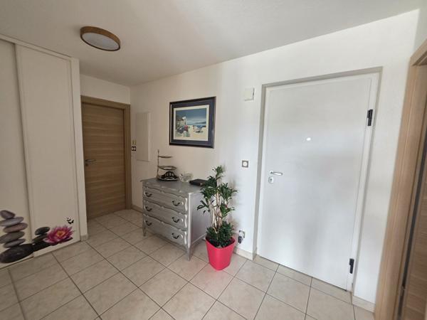 Appartement 3 pièces 108.34 m2