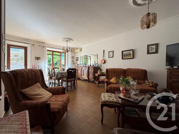 Maison à vendre  7 pièces - 146,51 m 2   TOULON  - 83