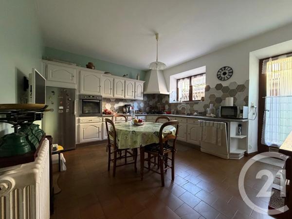 Maison à vendre  7 pièces - 146,51 m 2   TOULON  - 83